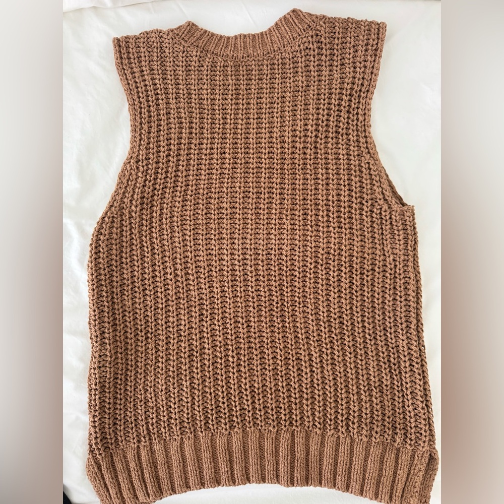Abercrombie Knit Tank - Picture 3 of 3